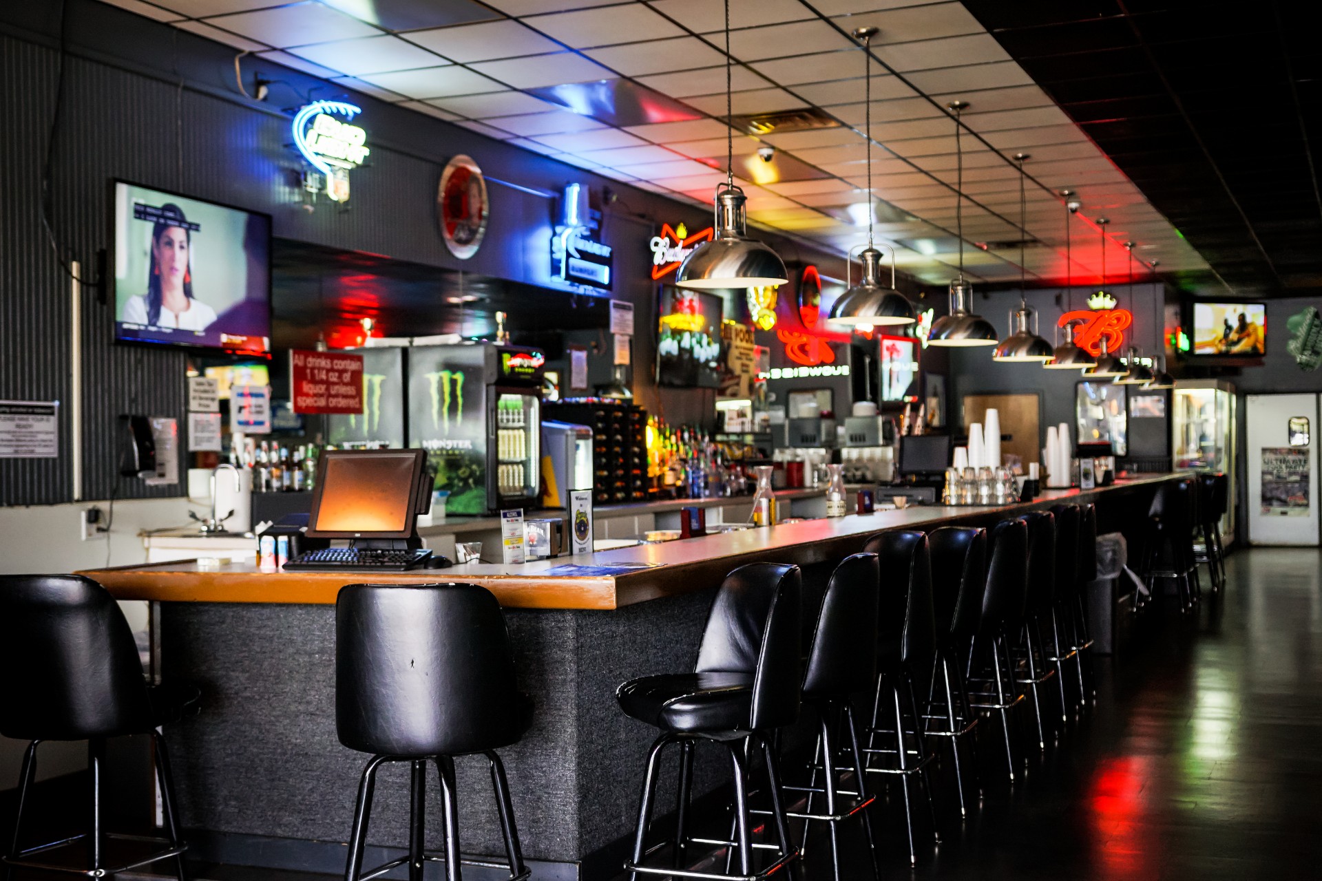 Bar & Grill at Bumpers Billiards in Huntsville, Alabama